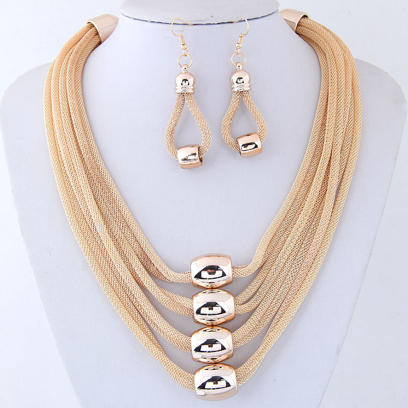 European And American Fashion Boho Necklace Earrings Set